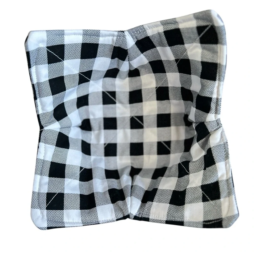 Hand Crafted Black and White Buffalo Plaid Microwave Bowl Cozy 100% Cotton